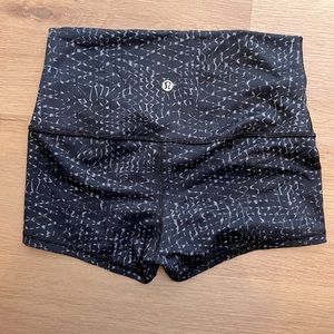 Lululemon shorts - like new